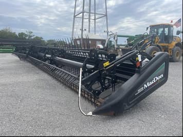 Main image MacDon FD70